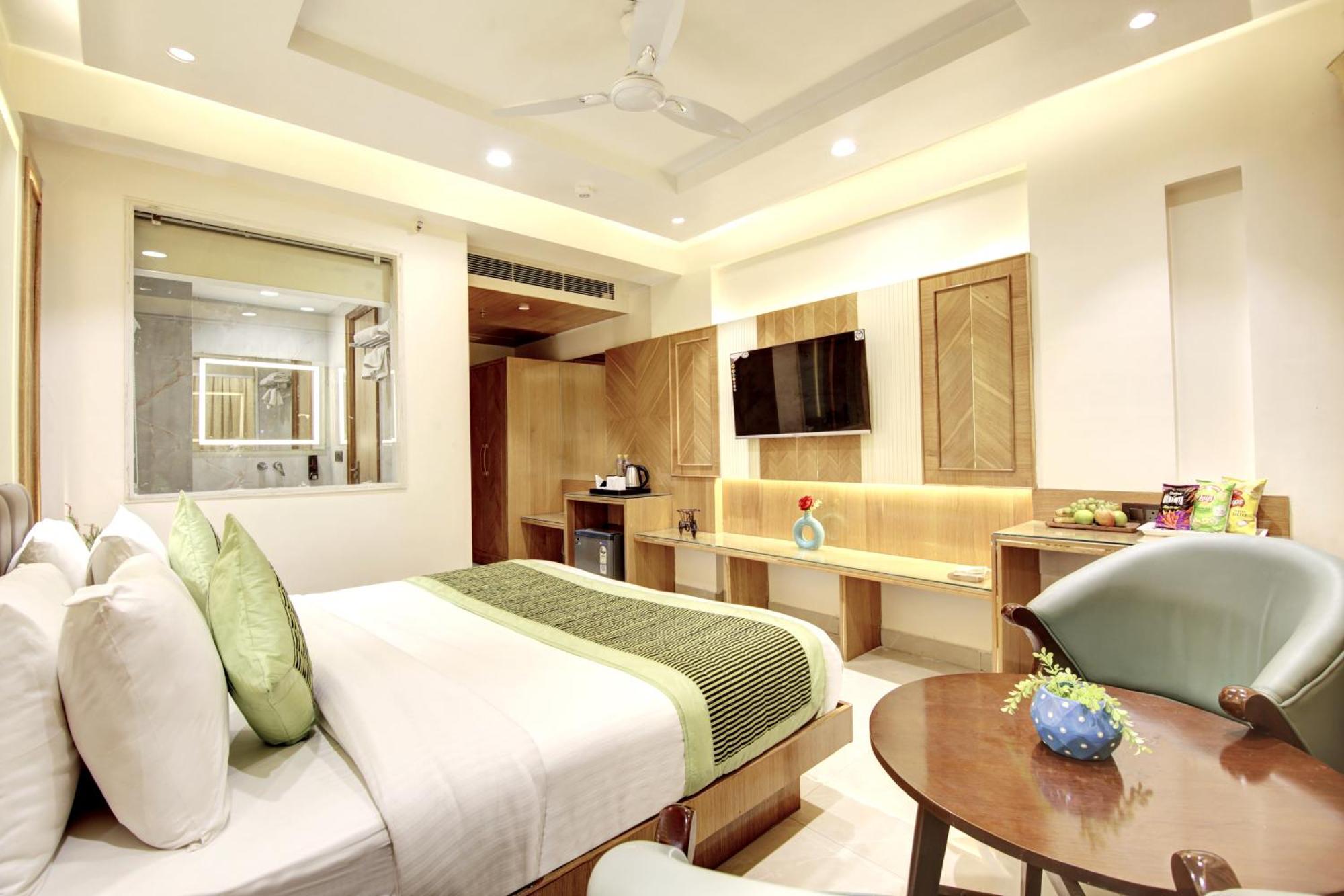 Krishna Plaza 'new Delhi' - By M S Hospitality 4* New Delhi