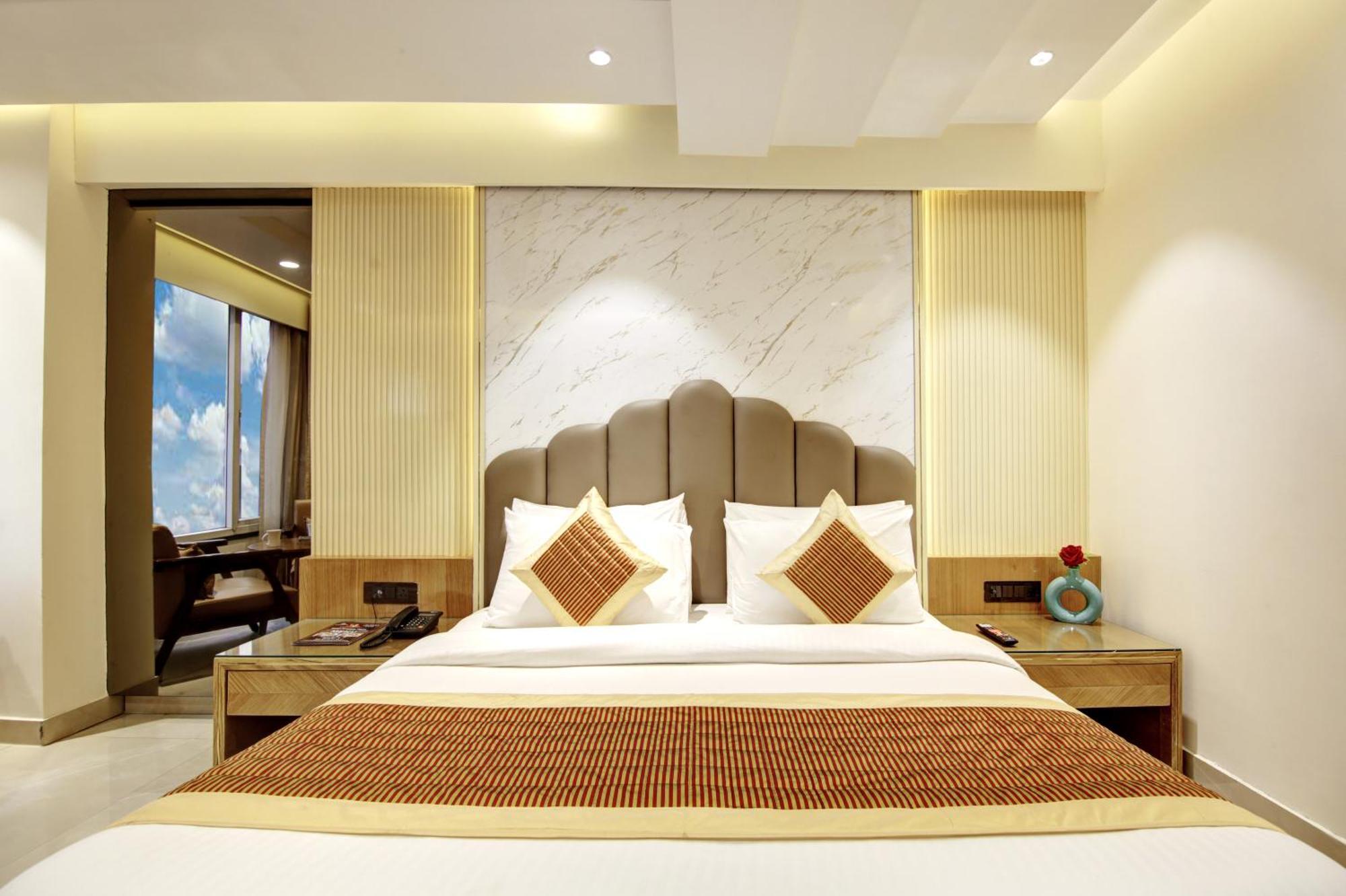 Hotel Krishna Plaza 'new Delhi' - By M S Hospitality