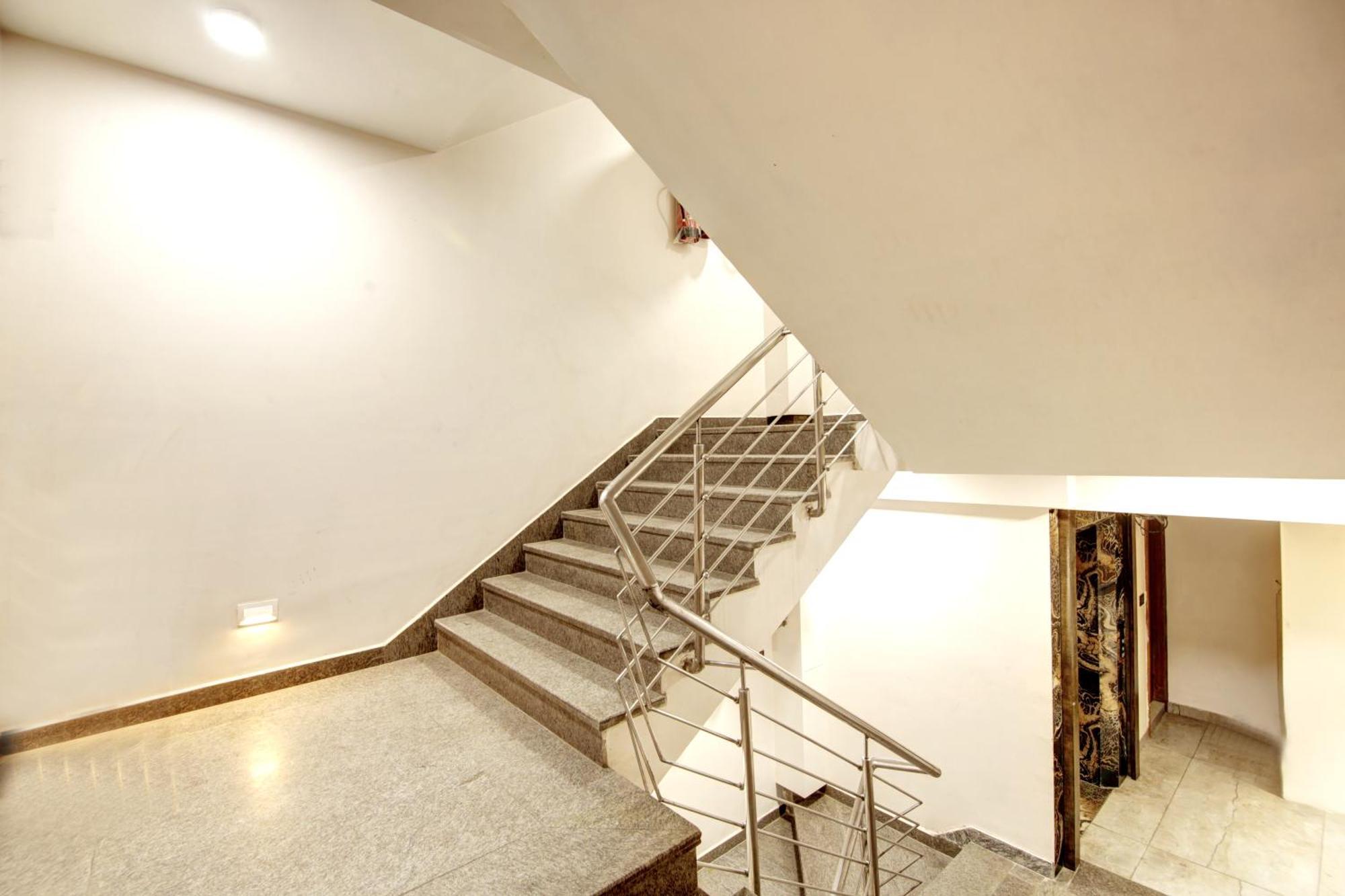 Krishna Plaza 'new Delhi' - By M S Hospitality Hotel New Delhi