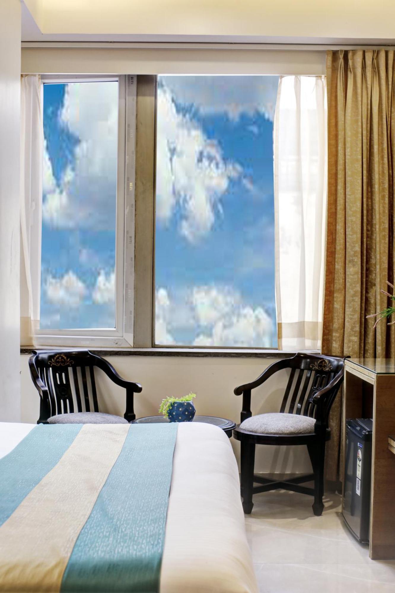 Krishna Plaza 'new Delhi' - By M S Hospitality Hotel New Delhi