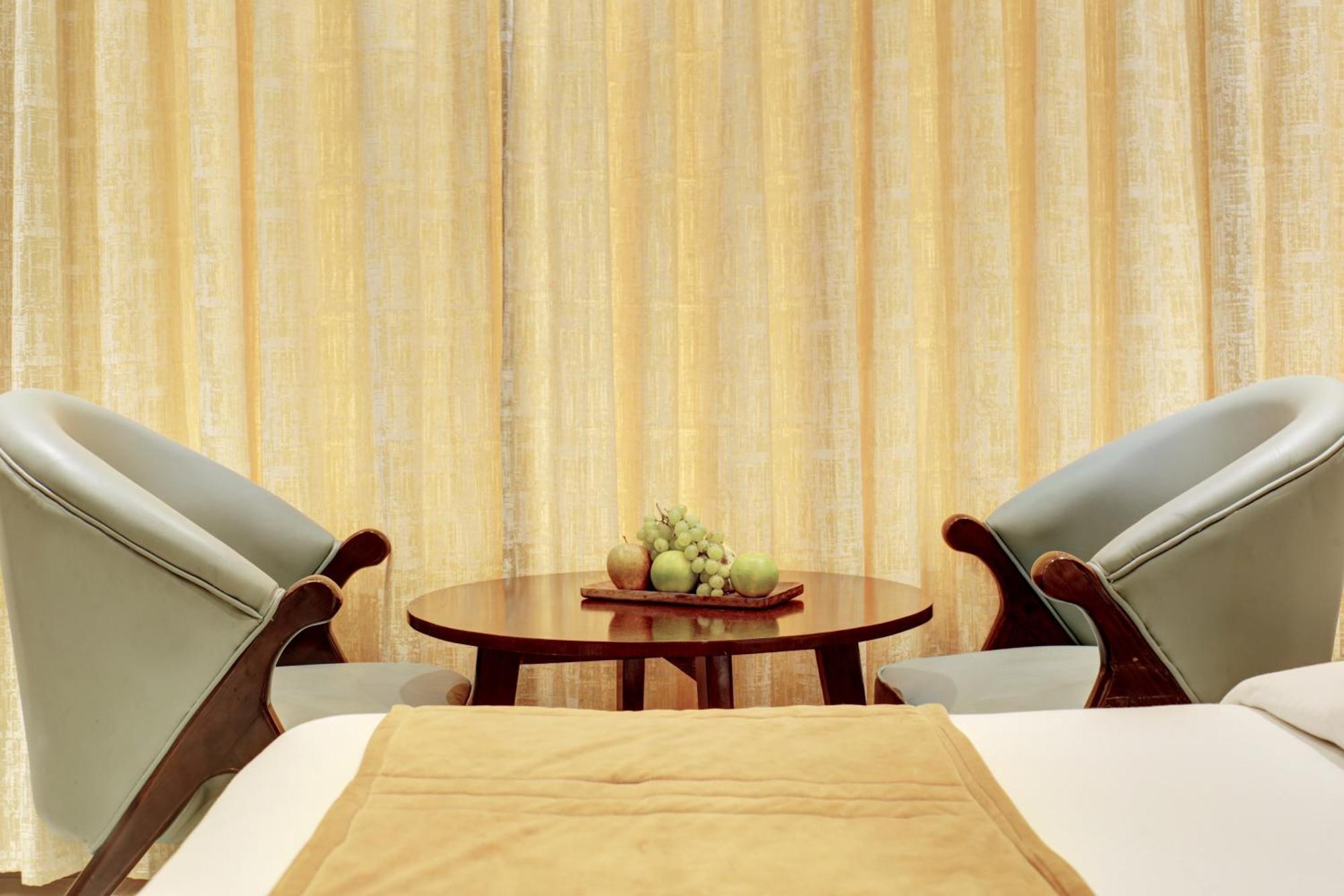 Krishna Plaza 'new Delhi' - By M S Hospitality New Delhi
