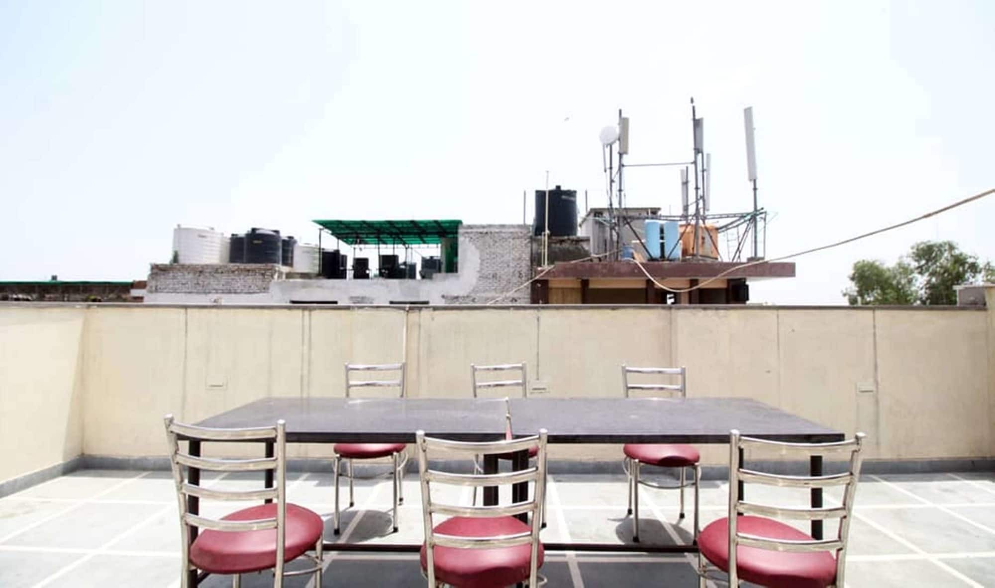 Hotel Krishna Plaza 'new Delhi' - By M S Hospitality